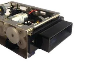 Lecteurs de cartes motorisés